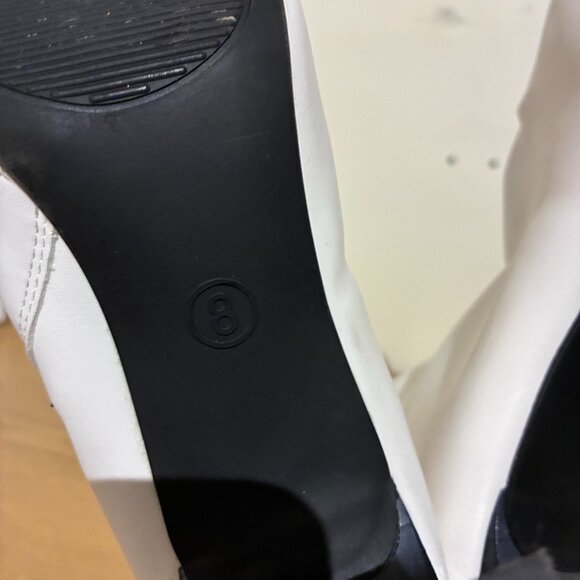 A New Day White Heeled Ankle Boots - Women's 8 - Picture 8 of 9